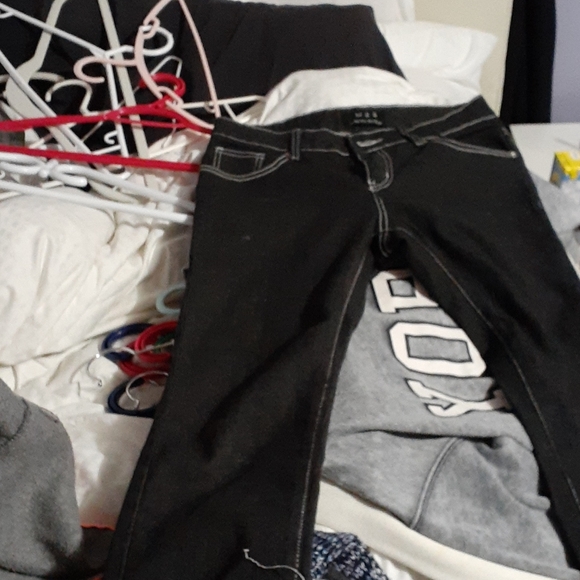 Black jean khakis - Picture 2 of 5